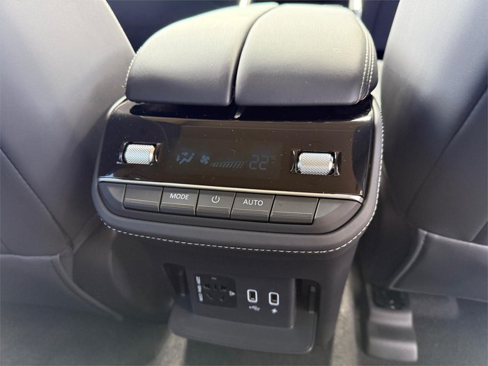 2026 LDV D90 EXECUTIVE (2WD)