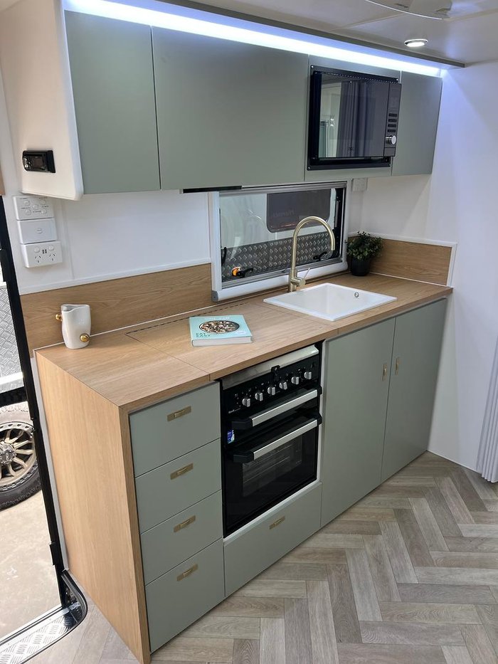 2026 Olympic Marathon 22.6' Rear Club