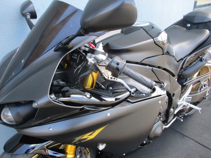 2010 Yamaha YZF-R1 Black