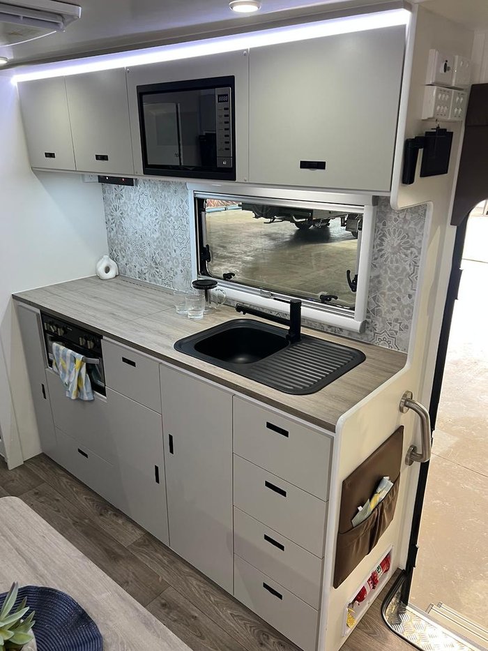 2026 Design RV Crx F226m Rear Bunks