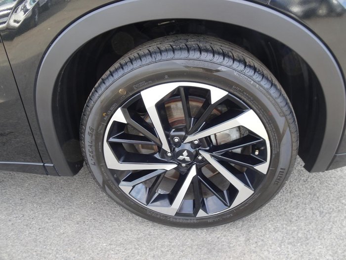 2022 Mitsubishi Outlander Exceed Tourer