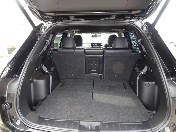 2022 Mitsubishi Outlander Exceed Tourer