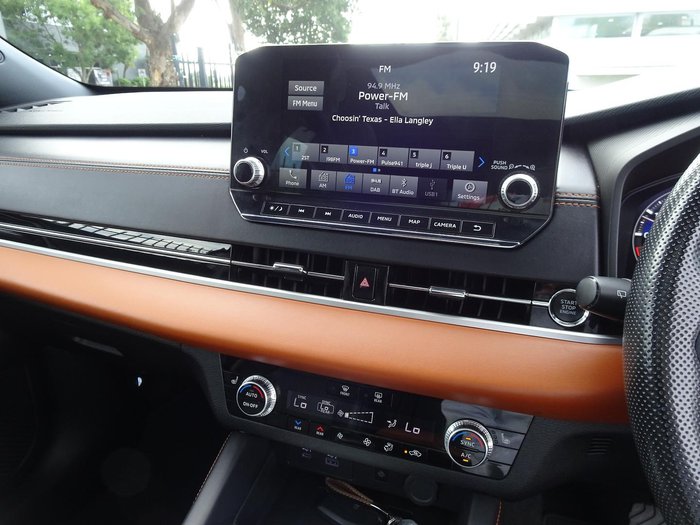 2022 Mitsubishi Outlander Exceed Tourer