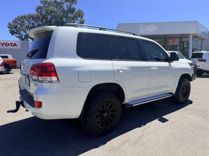 2020 Toyota Landcruiser GXL