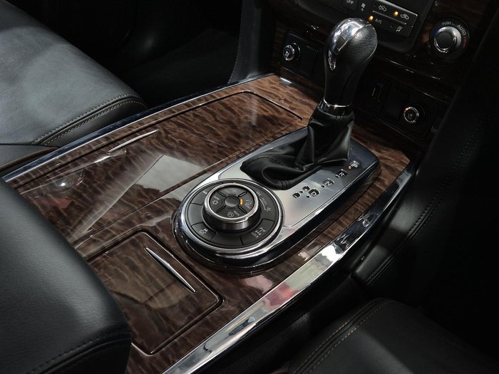 2022 Nissan Patrol Ti-L