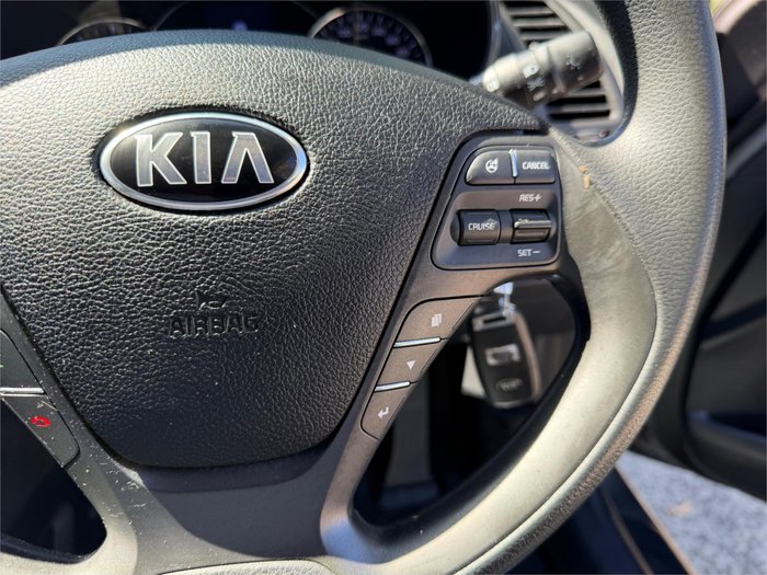 2014 KIA CERATO S