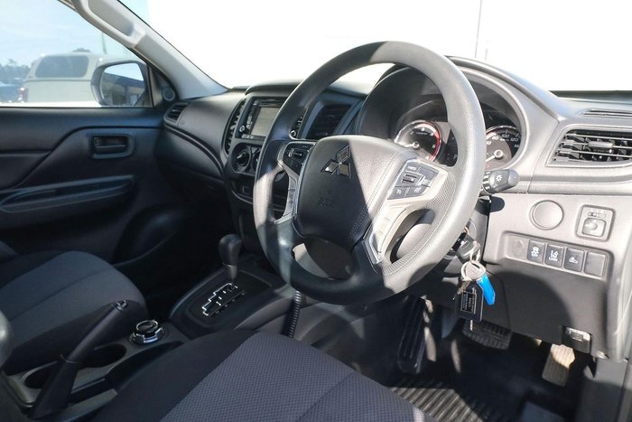 2021 Mitsubishi Triton GLX