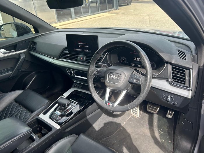 2022 Audi Q5 45 TFSI S line
