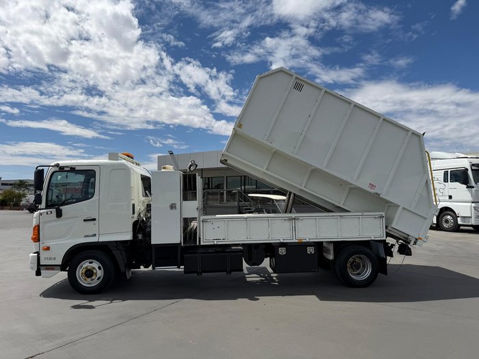 2014 Hino 500 Series FD1124