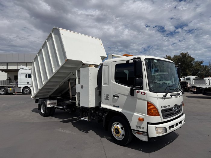 2014 Hino 500 Series FD1124