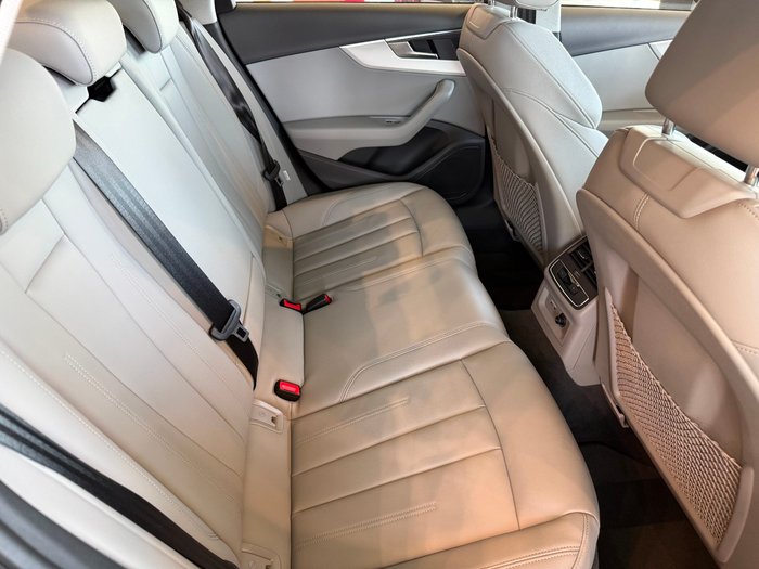 2023 Audi A4 35 TFSI S line