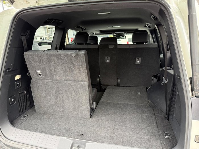 2023 Toyota Landcruiser Sahara