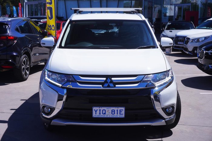 2016 Mitsubishi Outlander LS Safety Pack