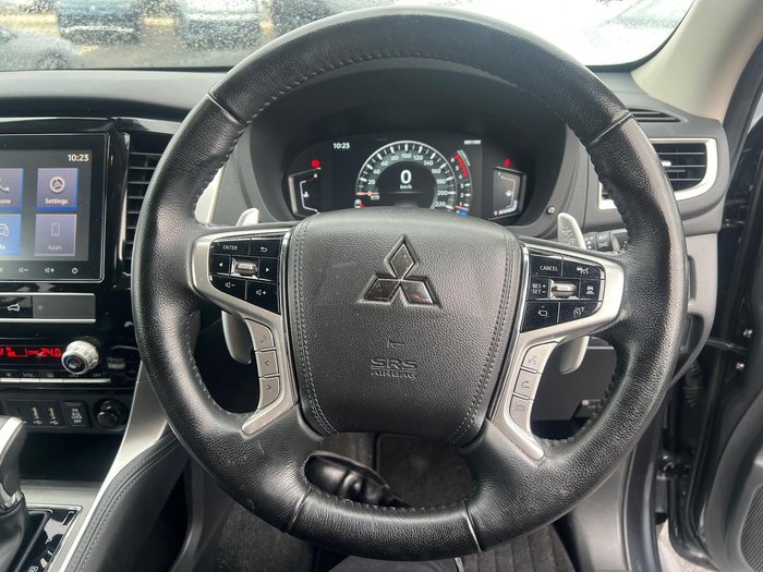 2022 Mitsubishi Pajero Sport Exceed