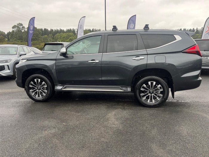 2022 Mitsubishi Pajero Sport Exceed
