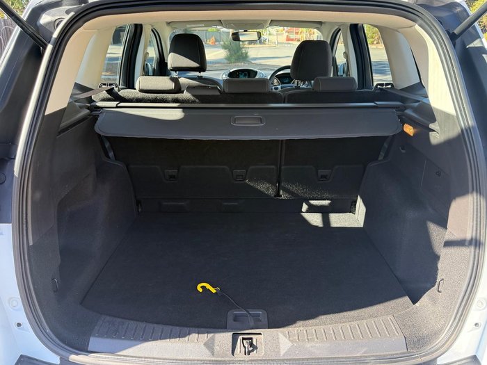 2014 Ford Kuga Ambiente TF Frozen White