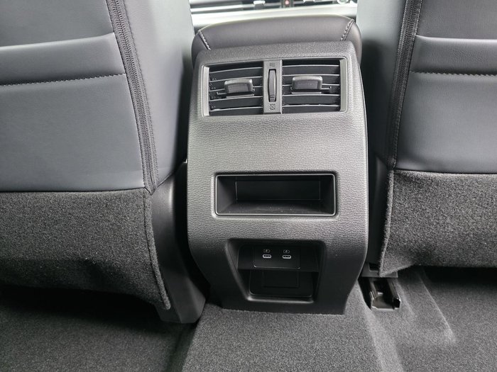 2025 Mitsubishi Outlander LS