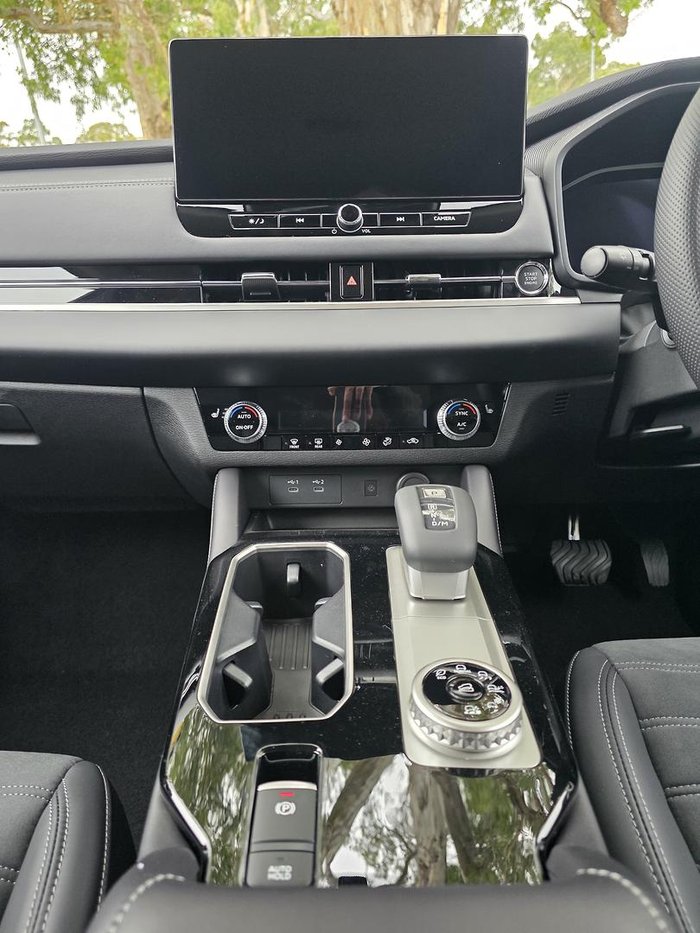 2025 Mitsubishi Outlander LS