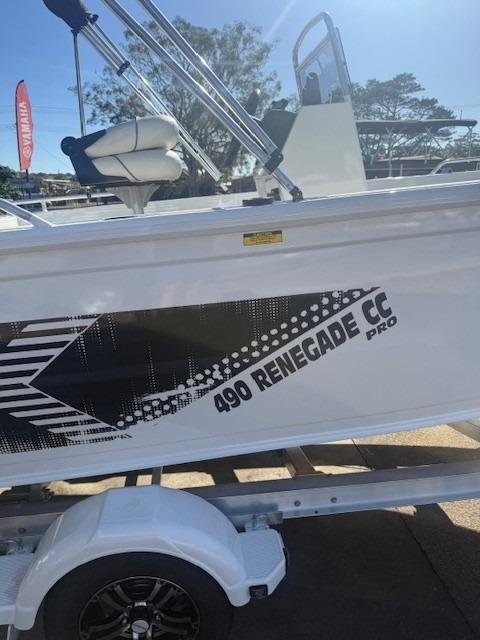 2025 QUINTREX 490 Renegade Pro CC
