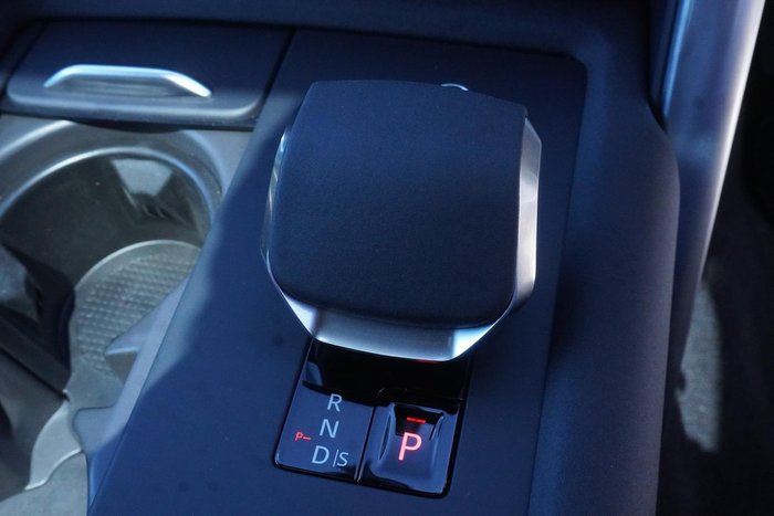 2025 Land Rover Discovery D350 Dynamic HSE