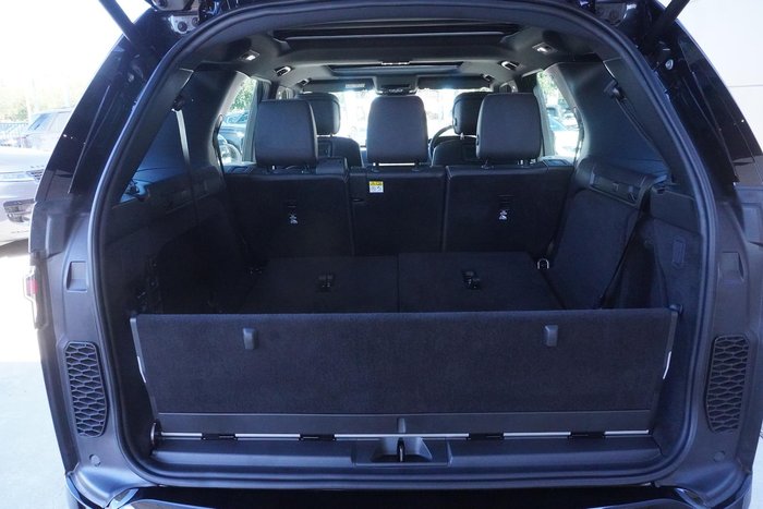 2025 Land Rover Discovery D350 Dynamic HSE