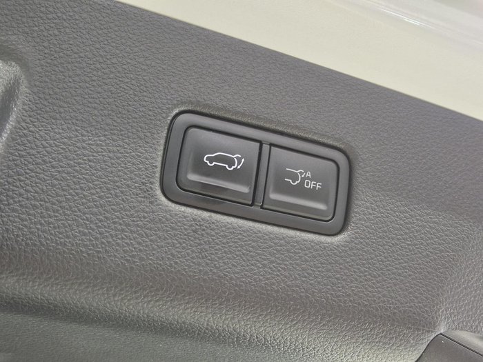 2024 Kia Carnival GT-Line