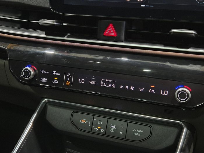 2024 Kia Carnival GT-Line