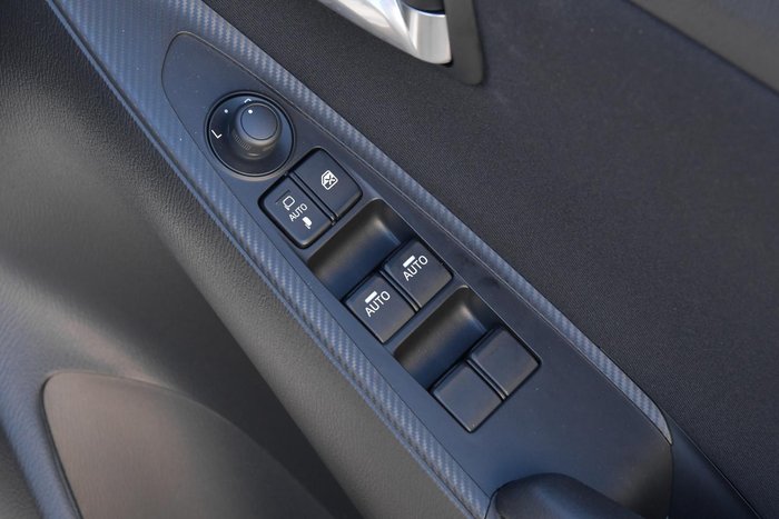 2025 Mazda 2 G15 Evolve