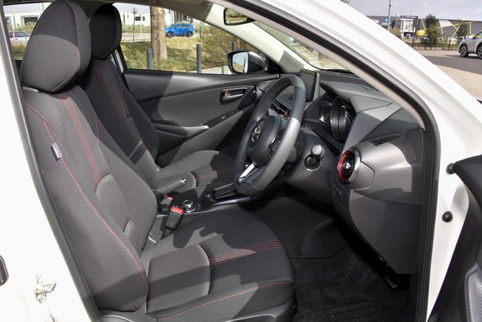 2025 Mazda 2 G15 Evolve