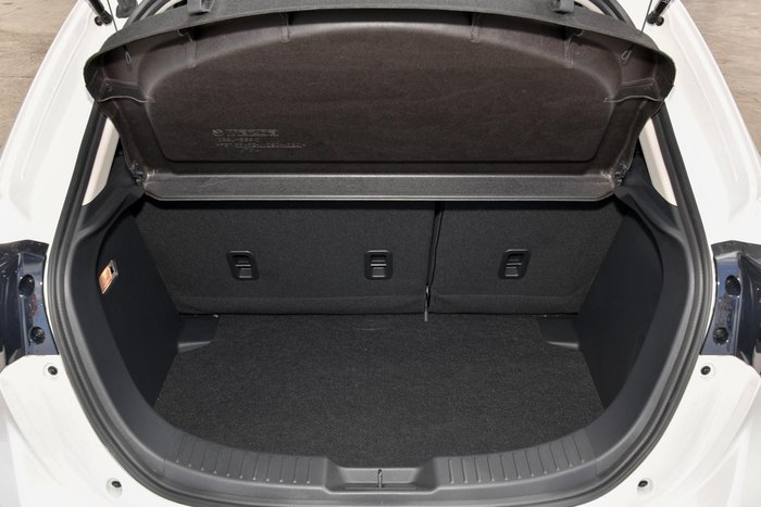 2025 Mazda 2 G15 Evolve