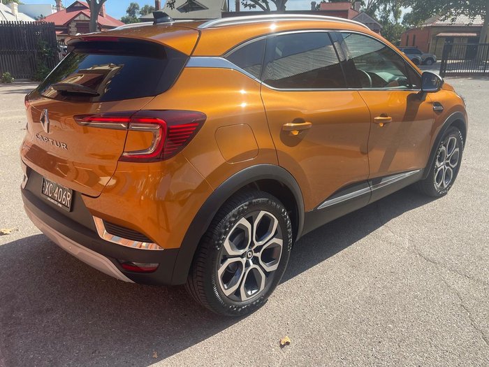 2021 Renault Captur Intens