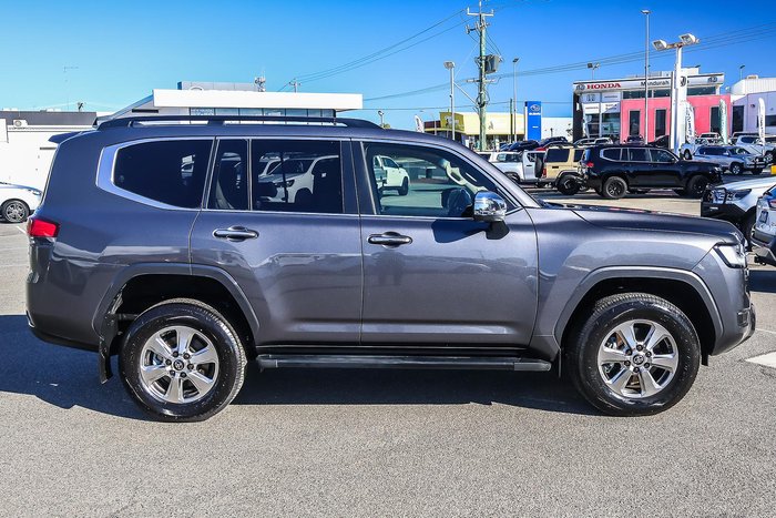 2022 Toyota Landcruiser