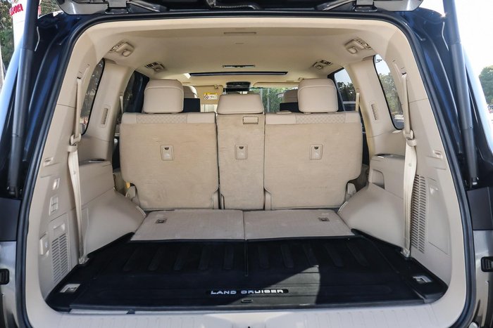 2022 Toyota Landcruiser Sahara