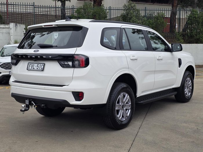 2025 Ford Everest Ambiente