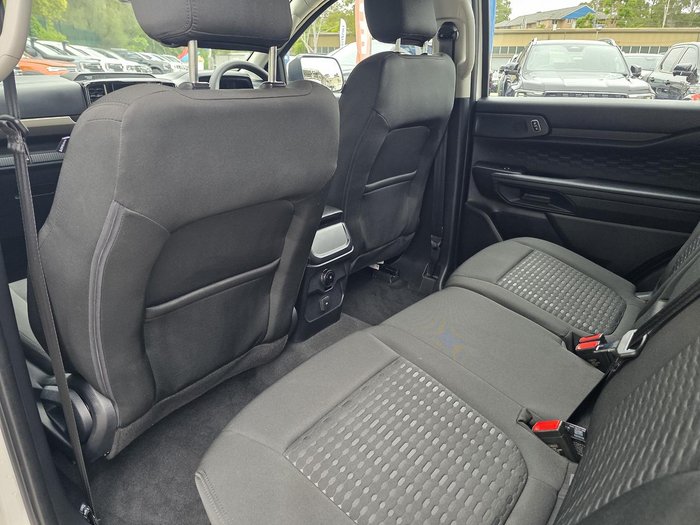 2025 Ford Everest Ambiente