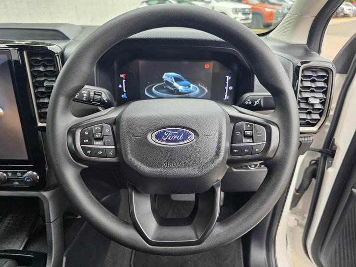2025 Ford Everest Ambiente