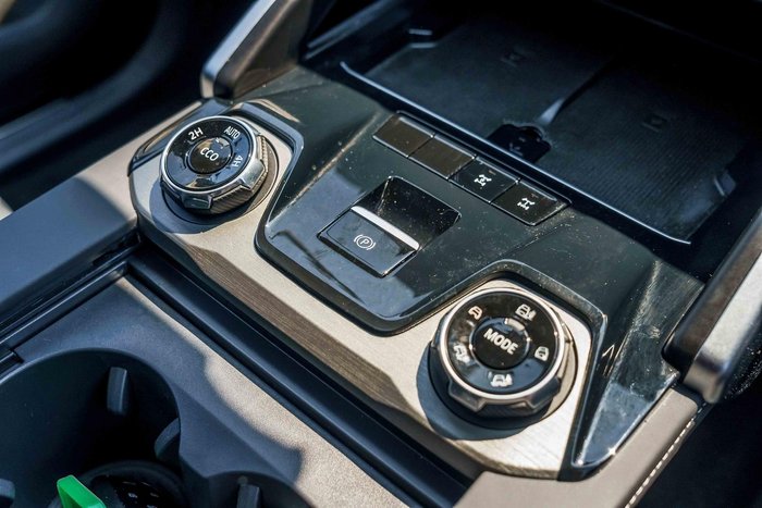 2025 LDV D90 Executive