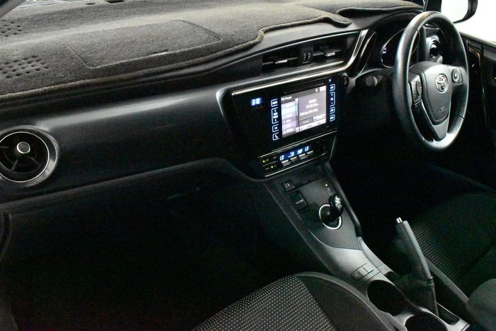 2018 Toyota Corolla Ascent Sport Hybrid