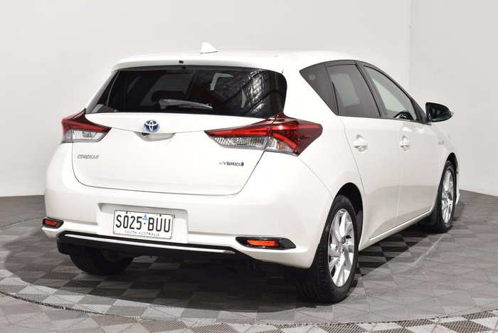 2018 Toyota Corolla Ascent Sport Hybrid