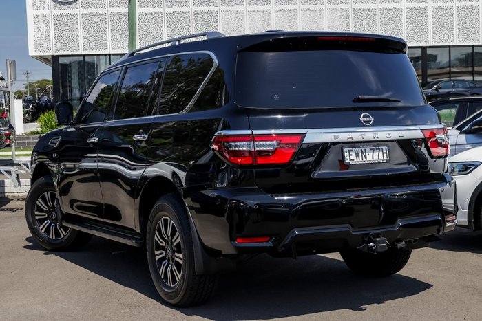 2022 Nissan Patrol Ti-L