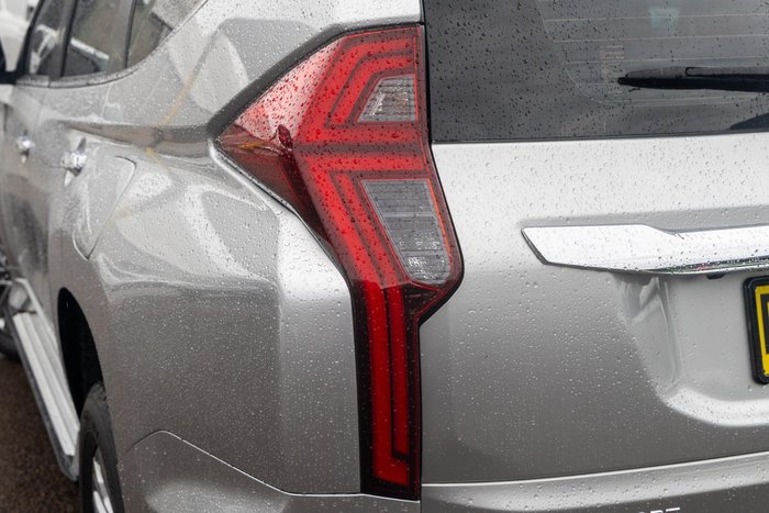 2021 Mitsubishi Pajero Sport GLX