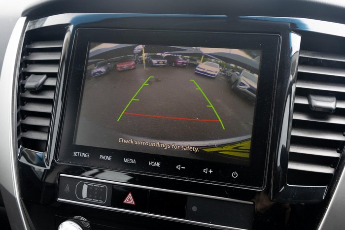 2021 Mitsubishi Pajero Sport GLX