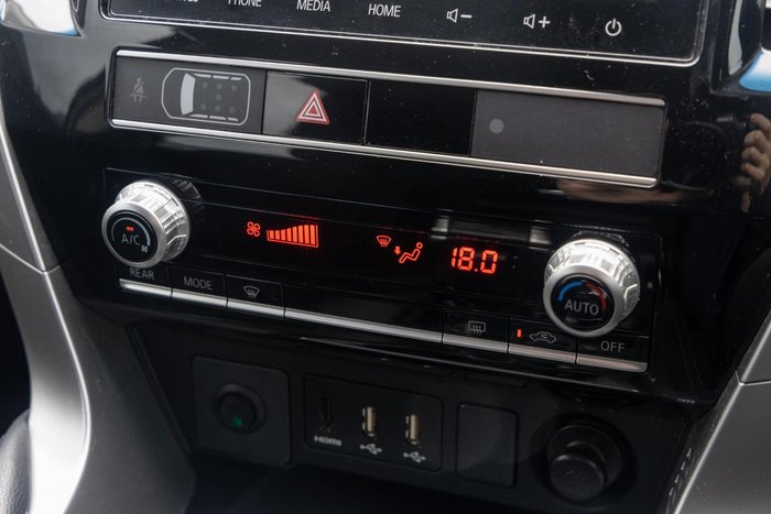 2021 Mitsubishi Pajero Sport GLX