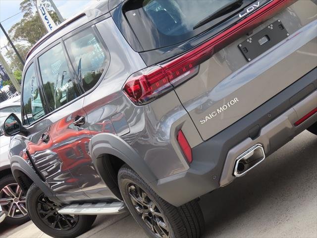 2025 LDV D90 Executive