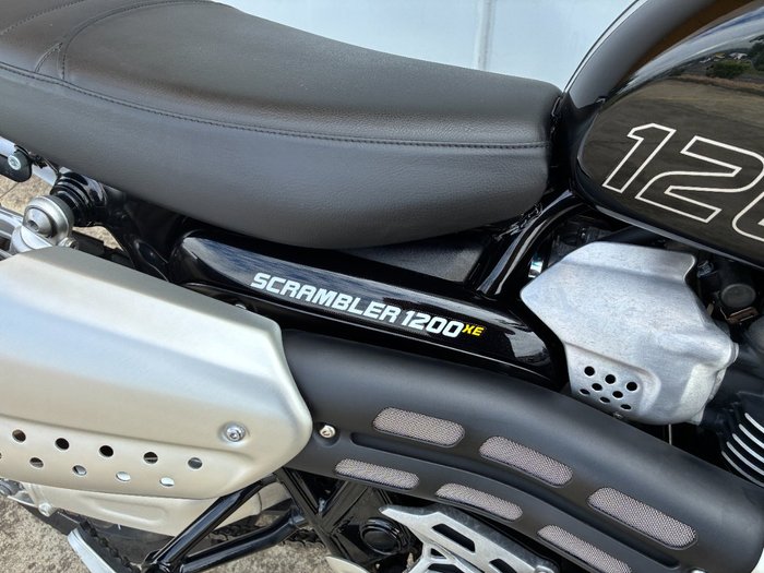 2024 Triumph SCRAMBLER 1200 XE Black