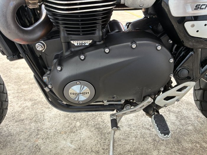 2024 Triumph SCRAMBLER 1200 XE Black