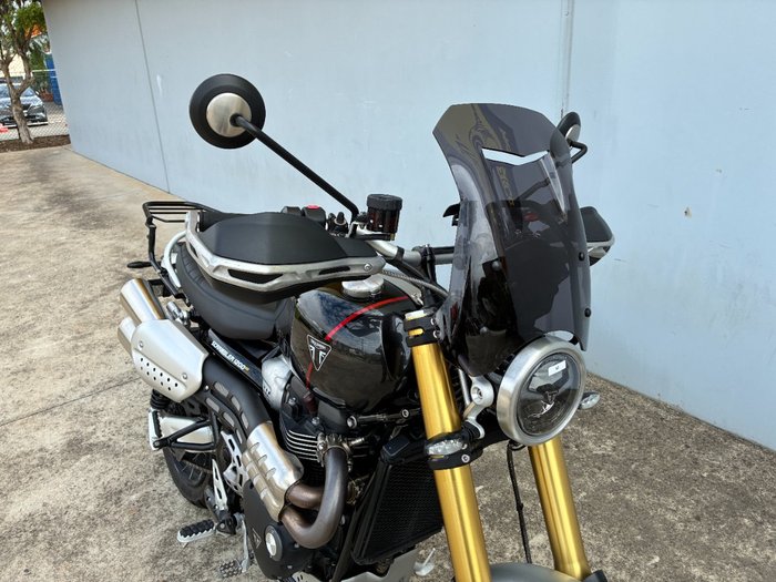 2024 Triumph SCRAMBLER 1200 XE Black