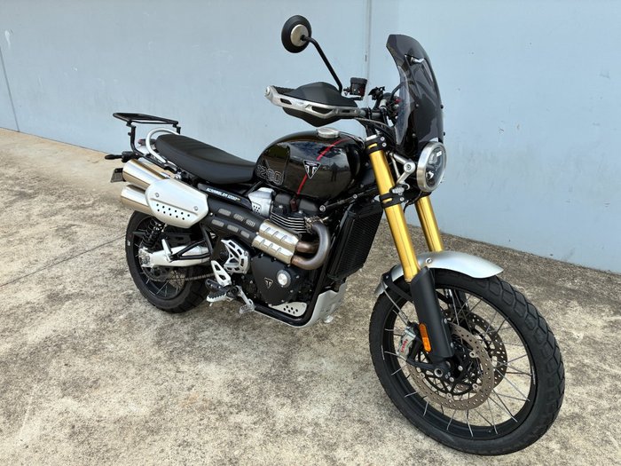 2024 Triumph SCRAMBLER 1200 XE Black