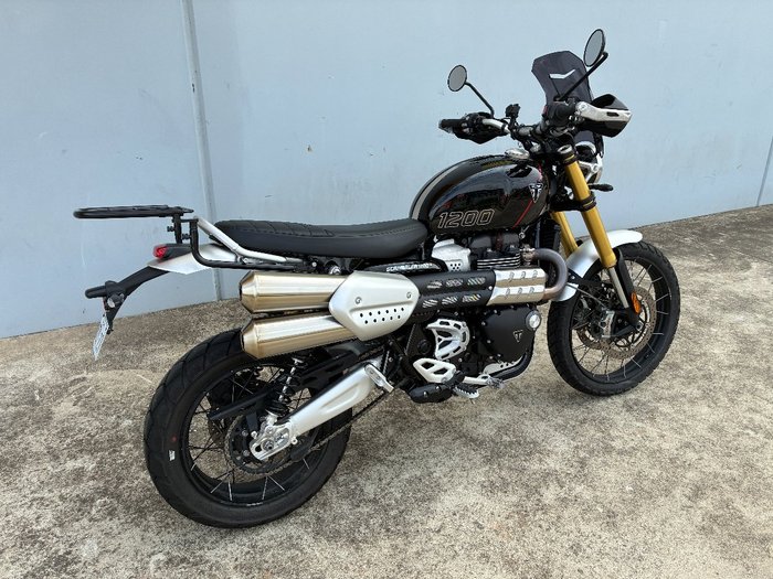 2024 Triumph SCRAMBLER 1200 XE Black