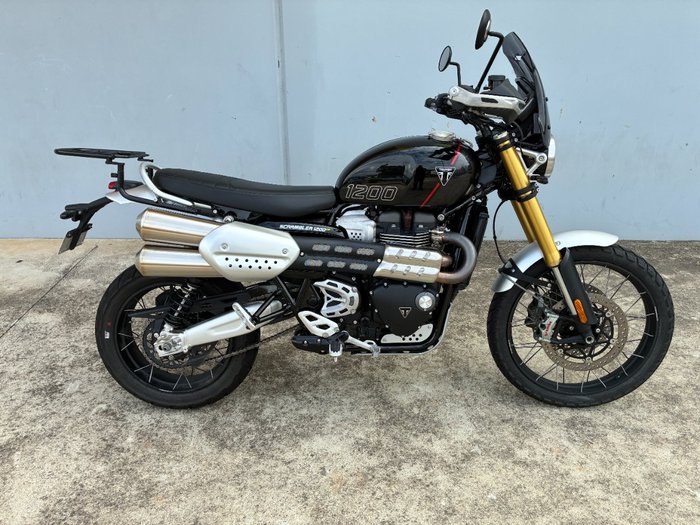 2024 Triumph SCRAMBLER 1200 XE Black